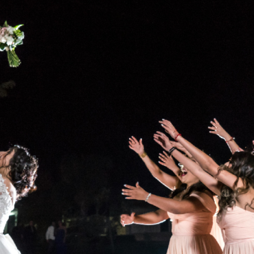 Rzut Bukietem na Weselu